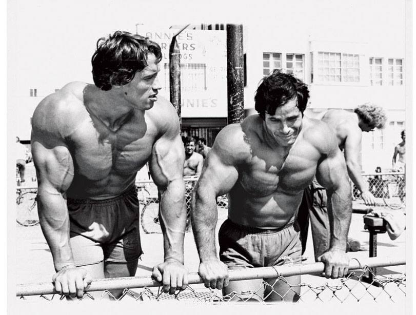 Arnold e Franco Columbu continuam treinado juntos
