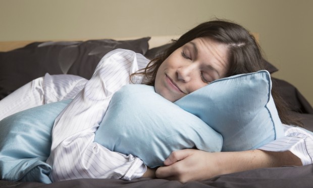 5 coisas pra fazer antes de sair da cama que vão melhorar seu dia